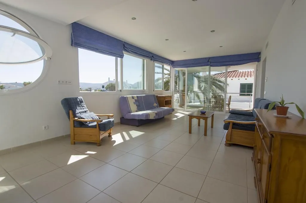 فورنيلس Villa Jamaica إسبانيا