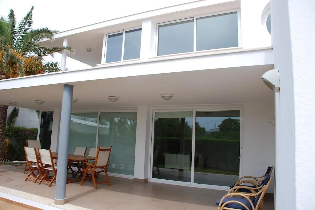 فورنيلس Villa Jamaica بيت للعطل