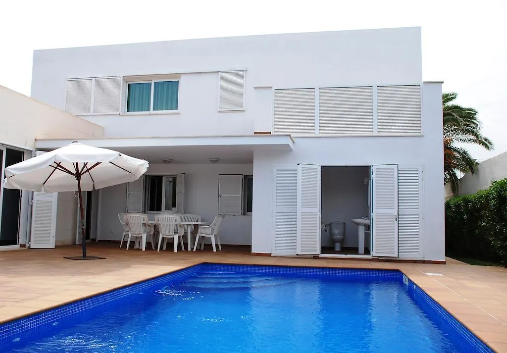 Villa Jamaica Fornells  Holiday home